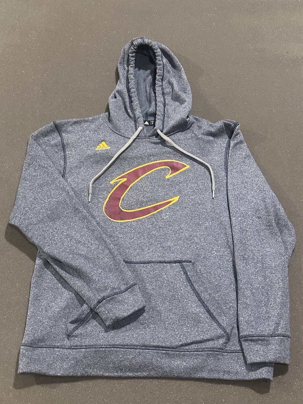 Adidas cleveland cavaliers hoodie Medium